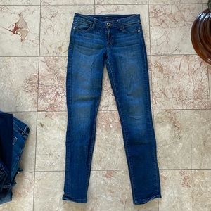 Guess Skinny Jeans Sz 27.